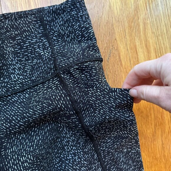 Athleta Salutation Stash Pocket Rainwater Tight, SP - Picture 4 of 6